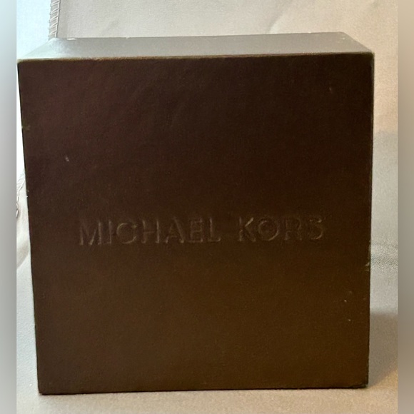 Michael Kors Bracelet - Picture 4 of 6